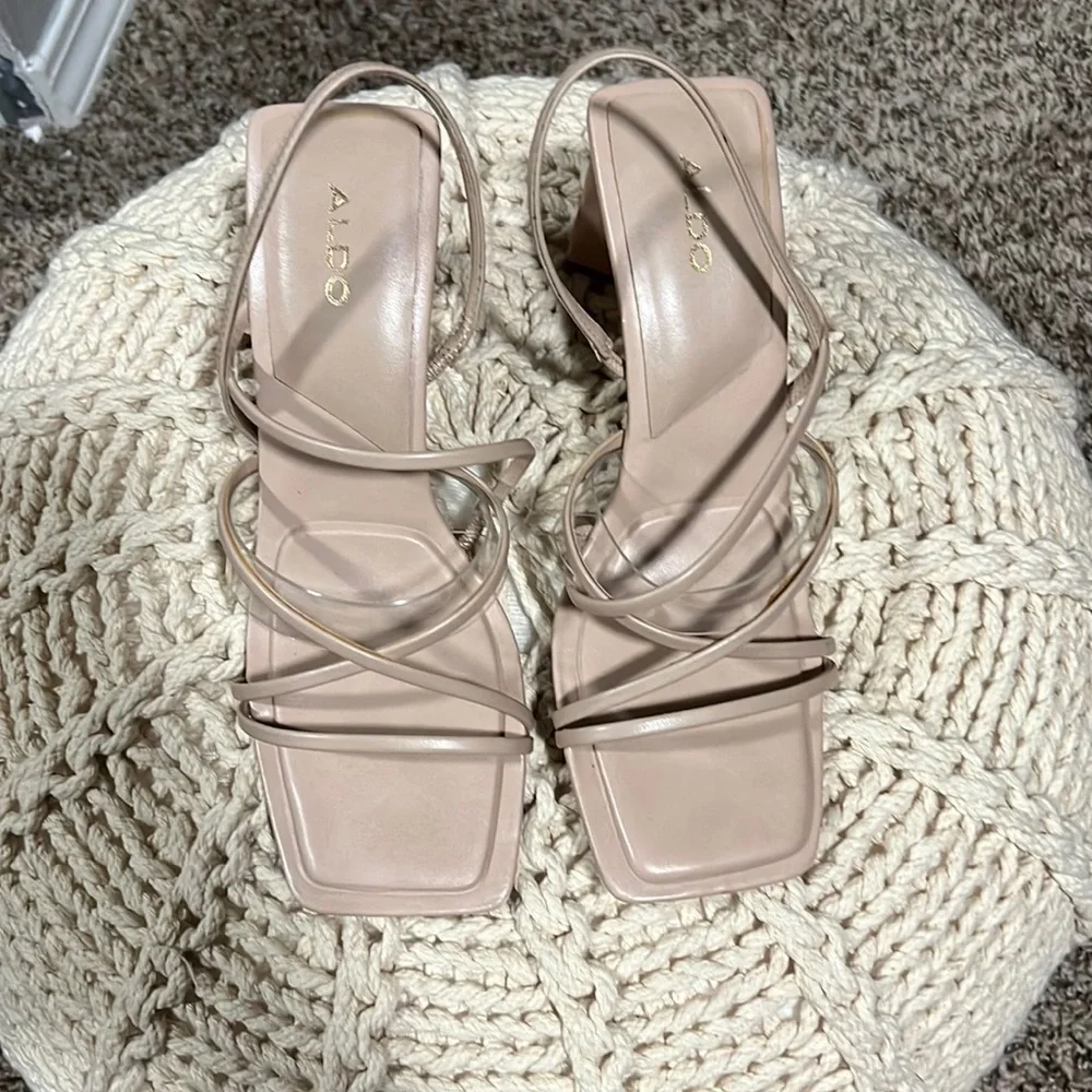 Aldo nude heels - Picture 1 of 4